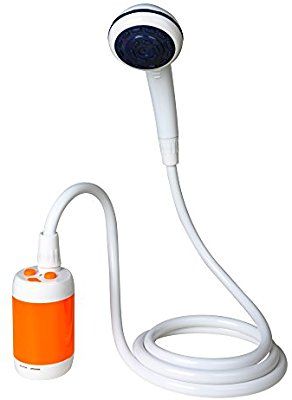 Douche portable et rechargeable à pression.